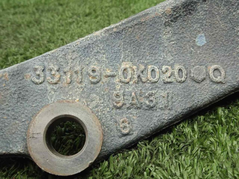 Recambio de soporte motor para toyota hilux (kun) referencia OEM IAM 331190K020  