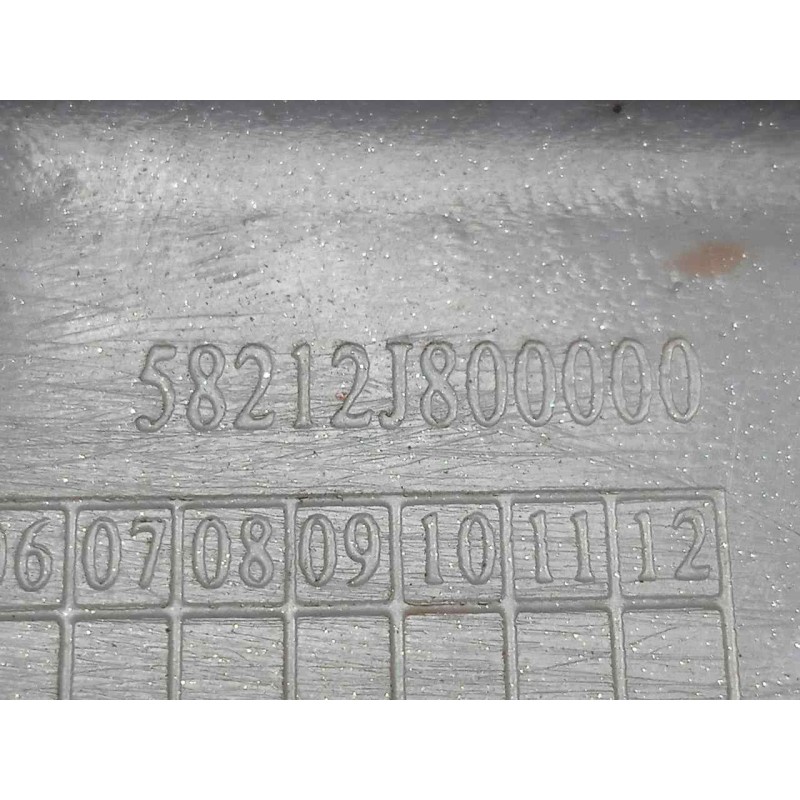 Recambio de carenado izquierdo para keeway rkv 125 referencia OEM IAM 58211J800000-58212J800000 TAPA CARCASA ESTRIBERA IZQUIERDA