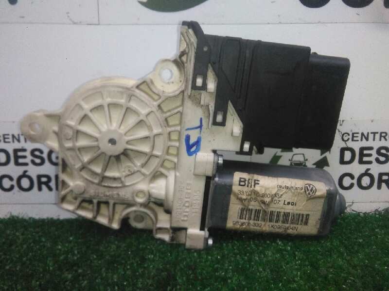 Recambio de motor elevalunas trasero derecho para seat leon (1p1) 1.9 tdi referencia OEM IAM 973624105-960095100-1K0959704N-9836