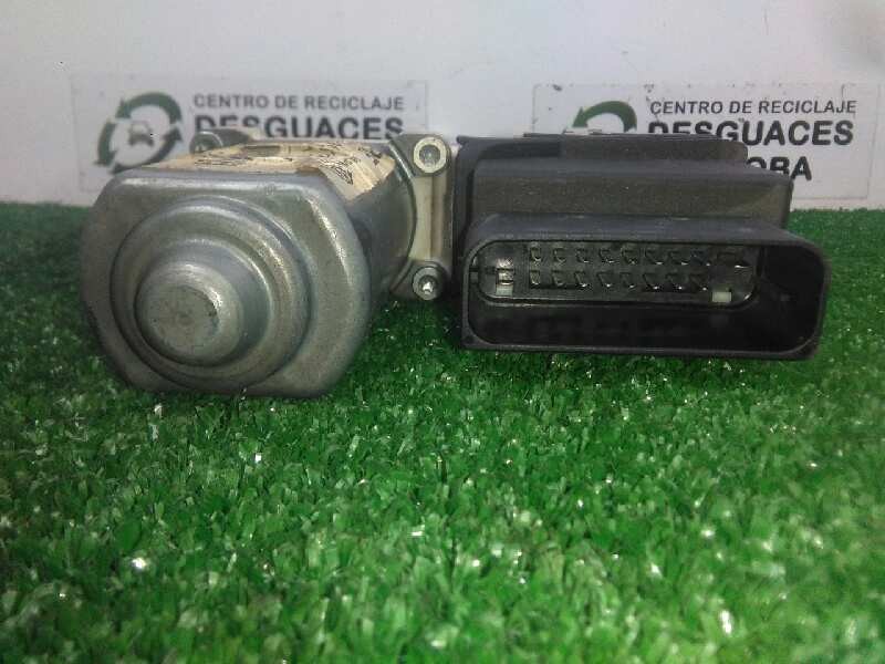 Recambio de motor elevalunas trasero derecho para seat leon (1p1) 1.9 tdi referencia OEM IAM 973624105-960095100-1K0959704N-9836