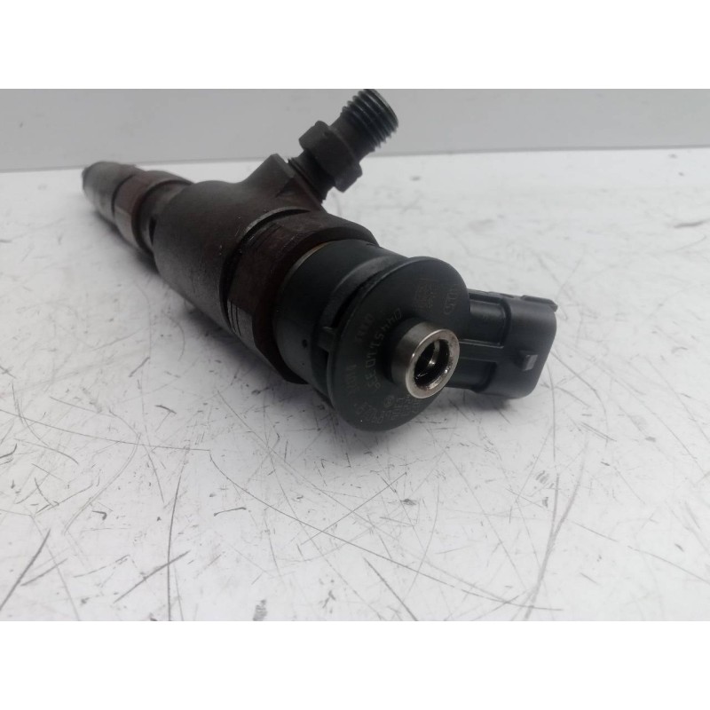 Recambio de inyector para peugeot 208 1.4 hdi fap referencia OEM IAM 0445110339 2.PINES 