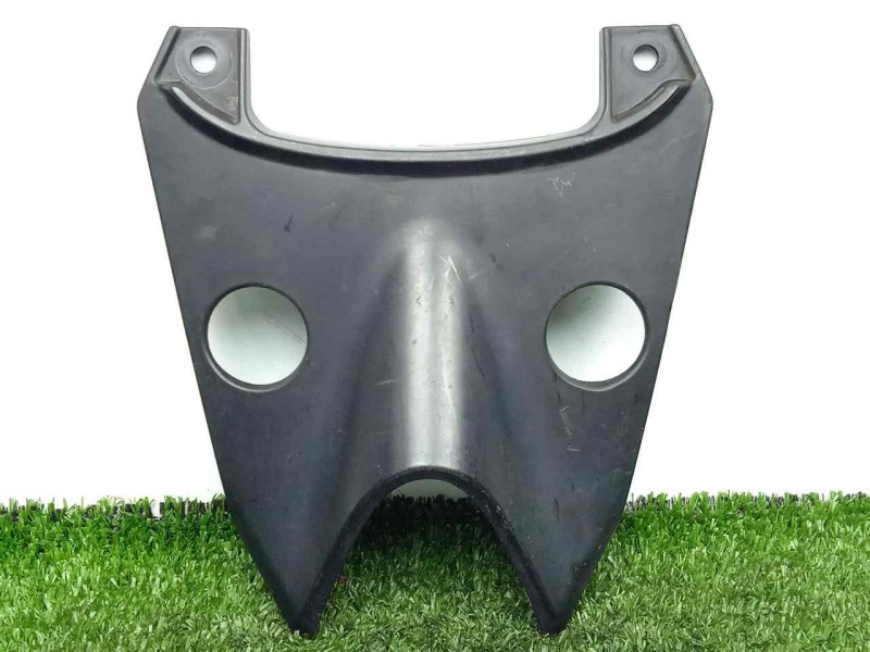 Recambio de moldura para keeway rkv 125 referencia OEM IAM 65605J800000  