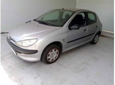 PEUGEOT 206 BERLINA