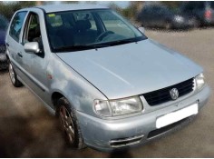 VOLKSWAGEN POLO BERLINA (6N1)