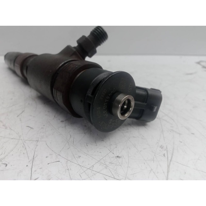 Recambio de inyector para peugeot 208 1.4 hdi fap referencia OEM IAM 0445110339 2.PINES 