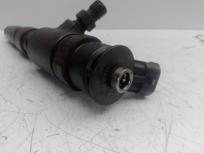 Recambio de inyector para peugeot 208 1.4 hdi fap referencia OEM IAM 0445110339 2.PINES 