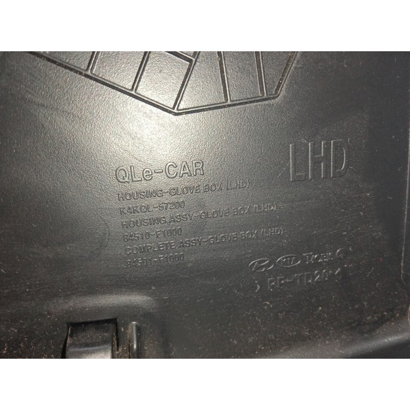 Recambio de guantera para kia sportage 1.6 crdi cat referencia OEM IAM 84510F1000-K4KQL57200  