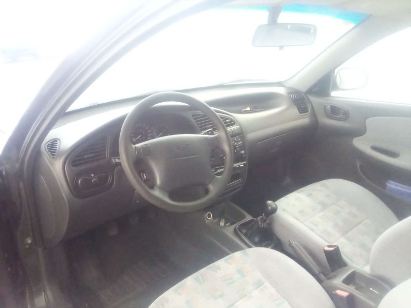 daewoo lanos (klat) del año 2000
