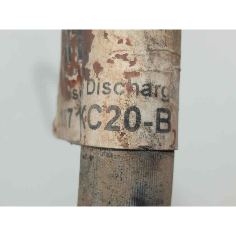 Recambio de tubos aire acondicionado para toyota hilux (kun) referencia OEM IAM 887110KC20-887110KC20B  