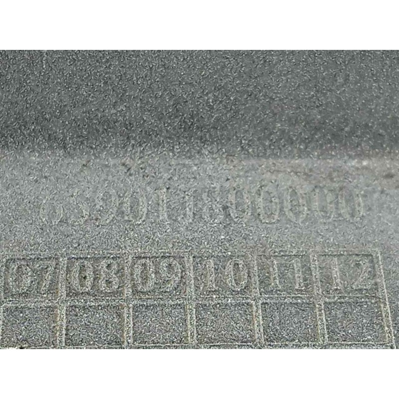 Recambio de carenado izquierdo para keeway rkv 125 referencia OEM IAM 65901J800000 COLIN TRASERO IZQUIERDO BLANCO