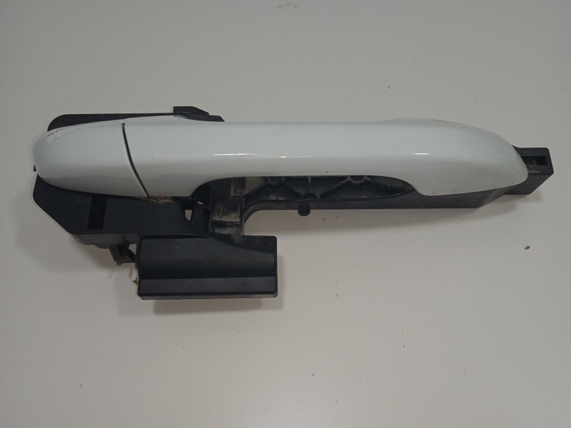 Recambio de maneta exterior trasera derecha para kia sportage 1.6 crdi cat referencia OEM IAM 353183  BLANCO