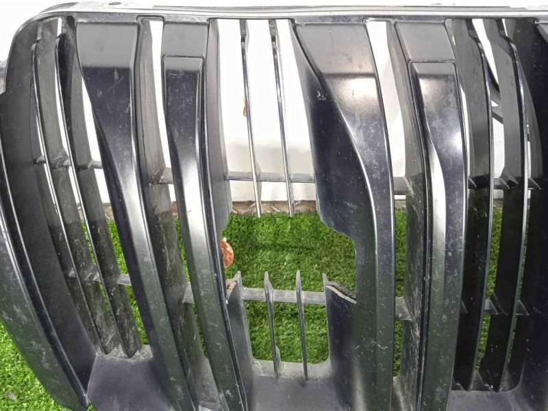 Recambio de rejilla delantera para toyota land cruiser (j15) 3.0 turbodiesel cat referencia OEM IAM 5310160661 CON.TARA 