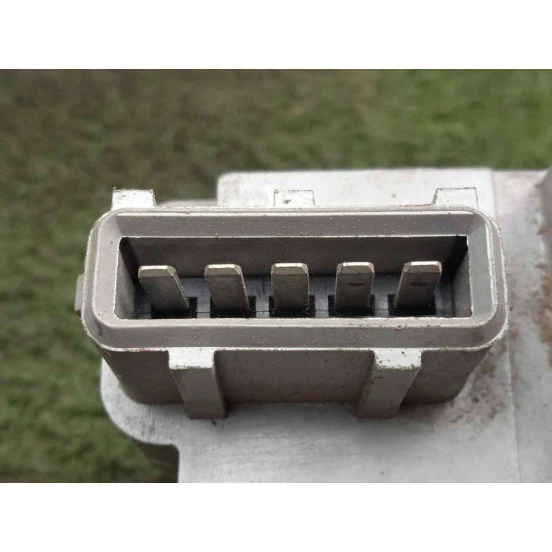 Recambio de cerradura puerta trasera derecha para peugeot 306 break 2.0 hdi cat referencia OEM IAM SINREFERENCIA 5.PINES CONECTO