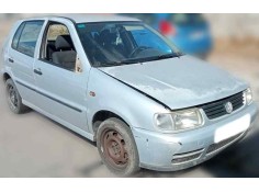 VOLKSWAGEN POLO BERLINA (6N2)