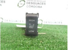 Recambio de interruptor para subaru legacy kombi/outback b14 2.0 diesel cat referencia OEM IAM 83245AJ000 DERECHO ENCHUFE.MARRON