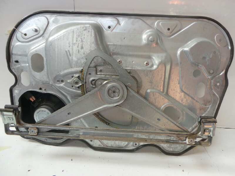Recambio de elevalunas delantero izquierdo para ford focus lim. (cb4) 1.6 tdci cat referencia OEM IAM 984562204-A12183385-A12176