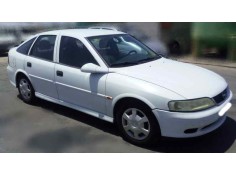 OPEL VECTRA B BERLINA