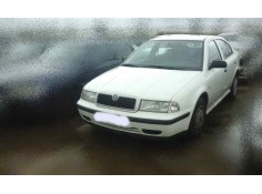 SKODA OCTAVIA BERLINA (1U2)