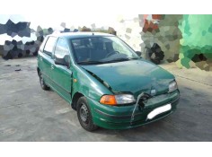 FIAT PUNTO BERLINA (176)