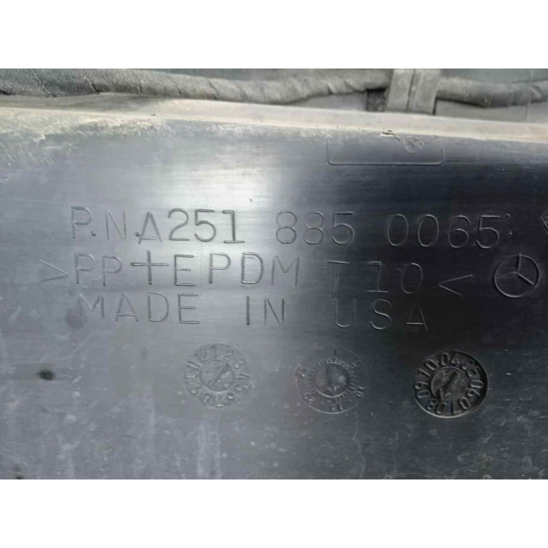 Recambio de paragolpes delantero para mercedes-benz clase r (w251) 3.0 cdi cat referencia OEM IAM A2518851325-A2518850065 GRIS C