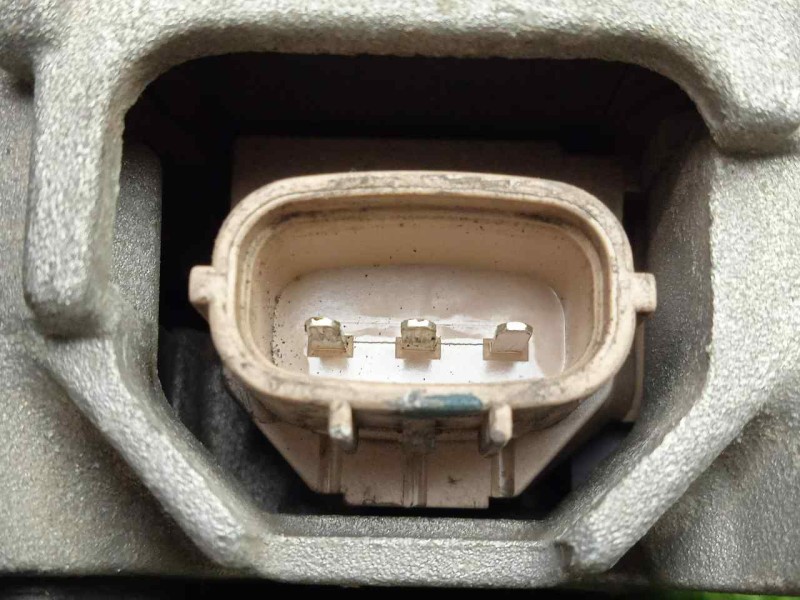 Recambio de alternador para mazda 6 lim. (gh) 2.2 turbodiesel cat referencia OEM IAM R2AA18300B 100AH - 12V POLEA.EMBRAGUE - 8.C