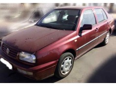 VOLKSWAGEN VENTO (1H2)