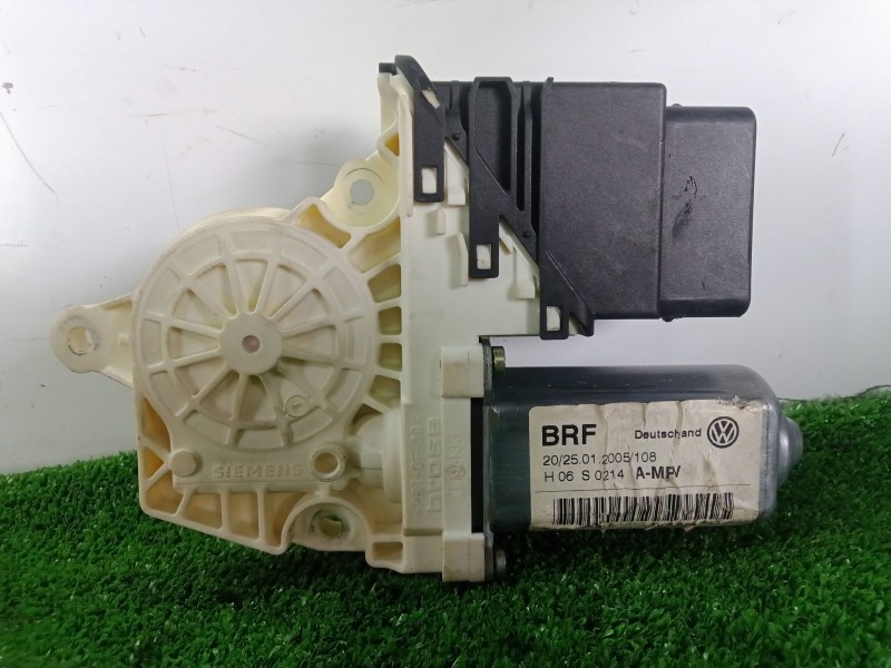 Recambio de motor elevalunas trasero izquierdo para volkswagen touran (1t1) 1.9 tdi referencia OEM IAM 1K0959703B-995928106-9966