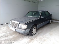 mercedes-benz 124 sedán (w124) del año 1995