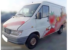 MERCEDES-BENZ SPRINTER (W901,W904) CAJA CERR.