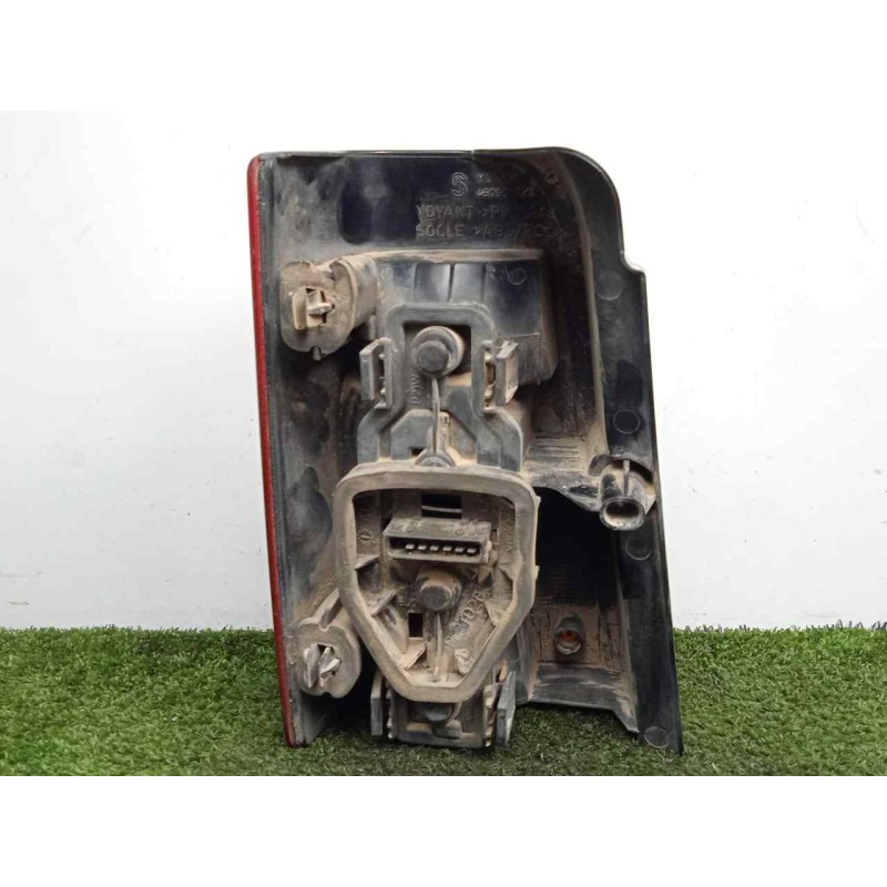 Recambio de piloto trasero derecho para peugeot partner (s1) 1.9 diesel referencia OEM IAM SINREFERENCIA 1.SERIE DOBLE.PUERTA