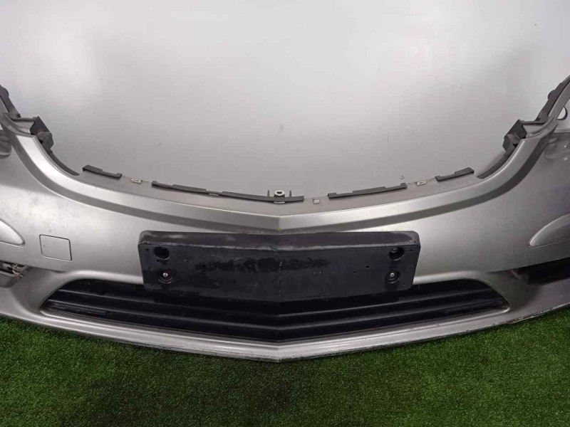 Recambio de paragolpes delantero para mercedes-benz clase r (w251) 3.0 cdi cat referencia OEM IAM A2518851325-A2518850065 GRIS C