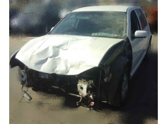 VOLKSWAGEN GOLF IV BERLINA (1J1)