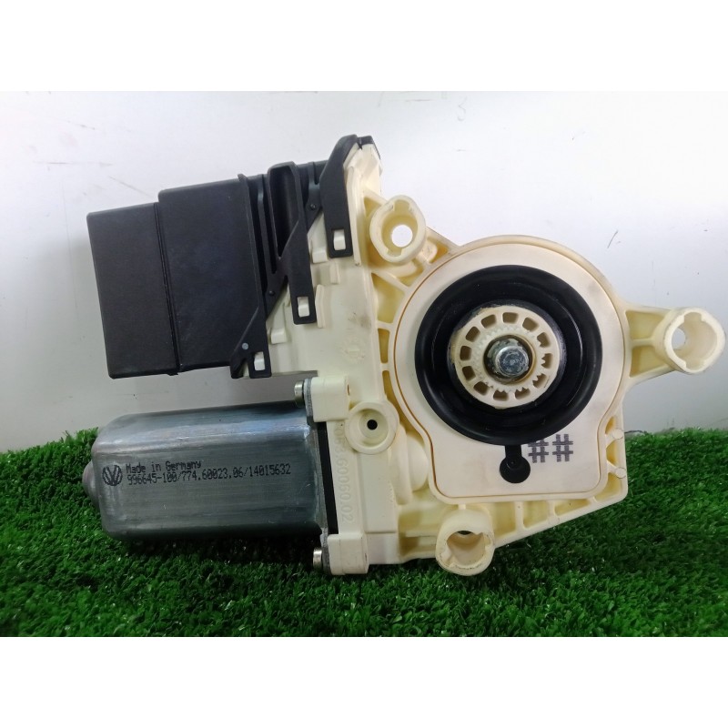 Recambio de motor elevalunas trasero izquierdo para volkswagen touran (1t1) 1.9 tdi referencia OEM IAM 1K0959703B-995928106-9966