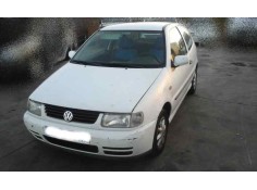 VOLKSWAGEN POLO BERLINA (6N1)