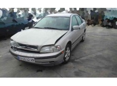 VOLVO S40 BERLINA