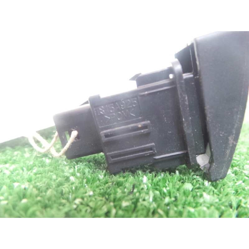 Recambio de interruptor para subaru legacy kombi/outback b14 2.0 diesel cat referencia OEM IAM 3573G900 AYUDA SALIDA PENDIENTE 