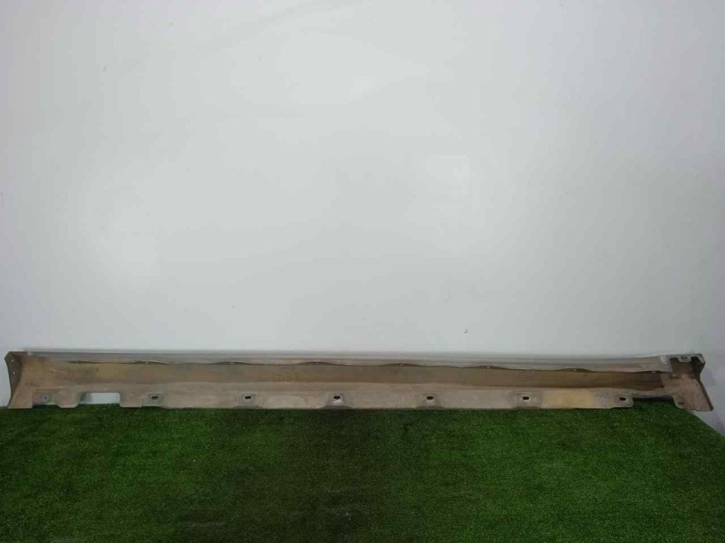 Recambio de faldon lateral para mercedes-benz clase r (w251) 3.0 cdi cat referencia OEM IAM A2516980754004 IZQUIERDO GRIS