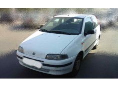 FIAT PUNTO BERLINA (176)