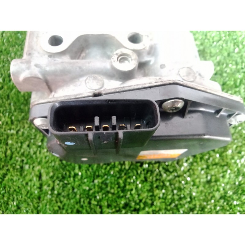 Recambio de valvula egr para toyota hilux (kun) 2.5 turbodiesel referencia OEM IAM 2580030200-VN1501000130 DENSO 5.PINES