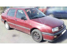 VOLKSWAGEN VENTO (1H2)