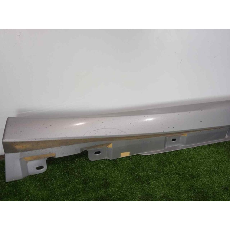 Recambio de faldon lateral para mercedes-benz clase r (w251) 3.0 cdi cat referencia OEM IAM A2516980754004 IZQUIERDO GRIS