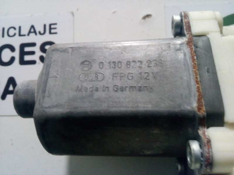 Recambio de motor elevalunas trasero derecho para citroën c4 berlina 1.6 16v hdi referencia OEM IAM 0130822238-1137328165  BOSCH