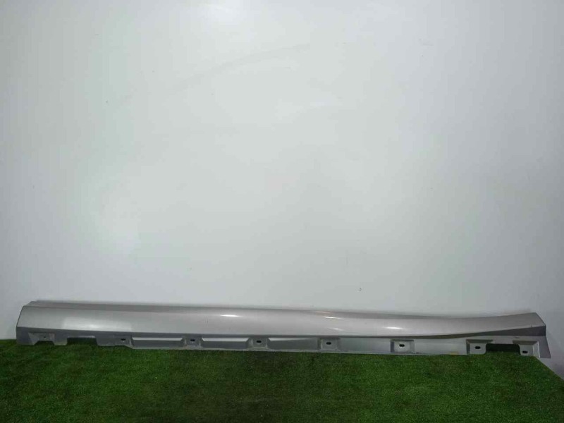 Recambio de faldon lateral para mercedes-benz clase r (w251) 3.0 cdi cat referencia OEM IAM A2516980854004 DERECHO GRIS