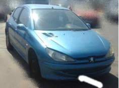 PEUGEOT 206 BERLINA