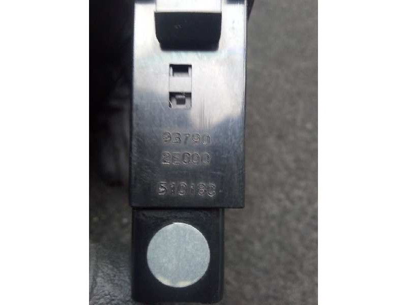 Recambio de warning para hyundai tucson (jm) 2.0 crdi cat referencia OEM IAM 937902E000  