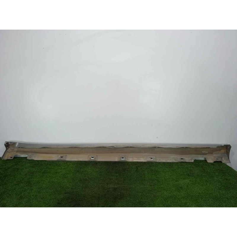 Recambio de faldon lateral para mercedes-benz clase r (w251) 3.0 cdi cat referencia OEM IAM A2516980854004 DERECHO GRIS