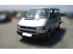 VOLKSWAGEN TRANSPORTER T4 CARAVELLE