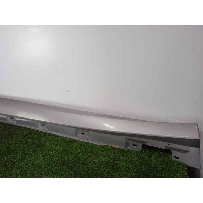 Recambio de faldon lateral para mercedes-benz clase r (w251) 3.0 cdi cat referencia OEM IAM A2516980854004 DERECHO GRIS