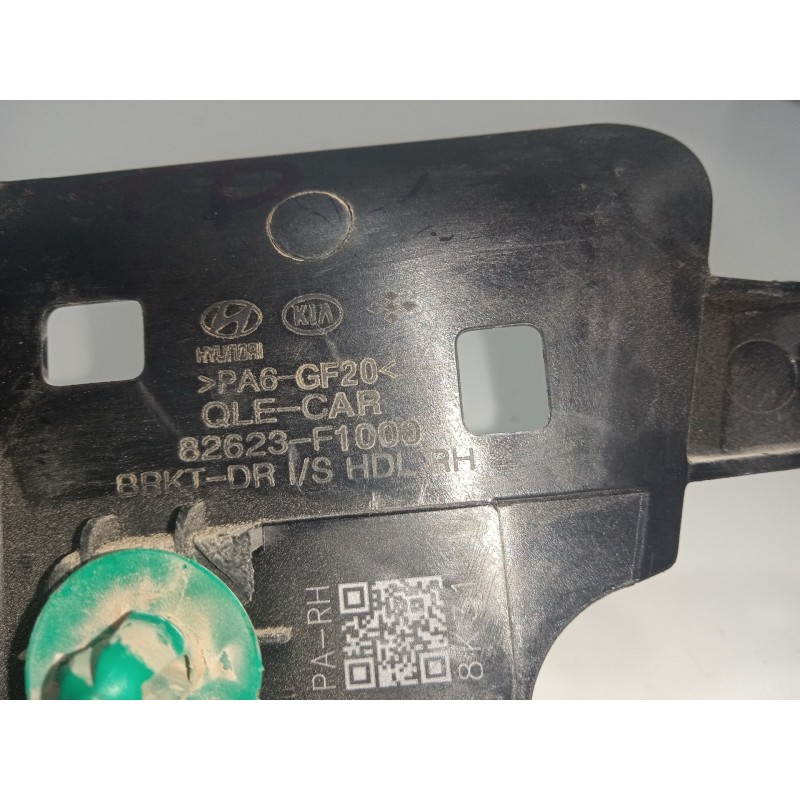 Recambio de maneta interior trasera derecha para kia sportage 1.6 crdi cat referencia OEM IAM 82623F1000  