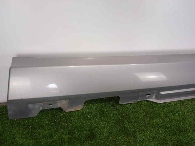 Recambio de faldon lateral para mercedes-benz clase r (w251) 3.0 cdi cat referencia OEM IAM A2516980854004 DERECHO GRIS